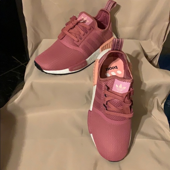 adidas nmd trace maroon